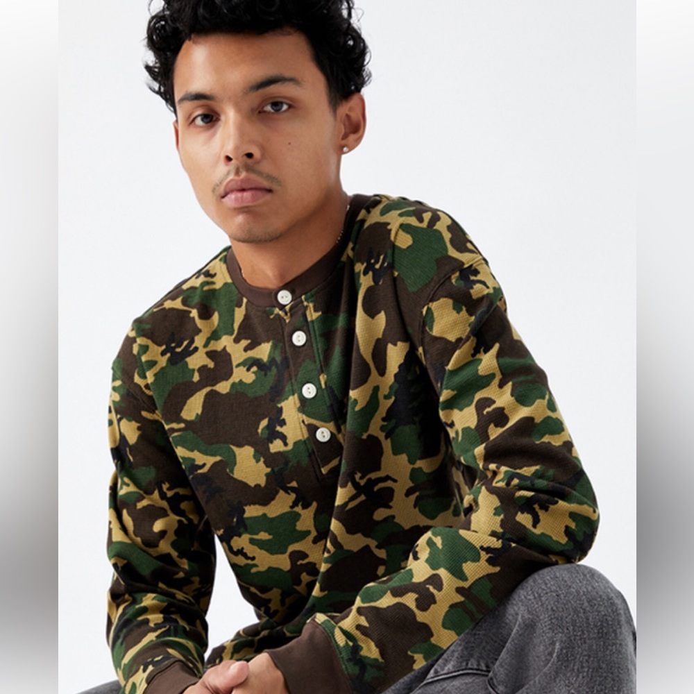 PacSun Basics Thermal Henley Camo Shirt—Unisex